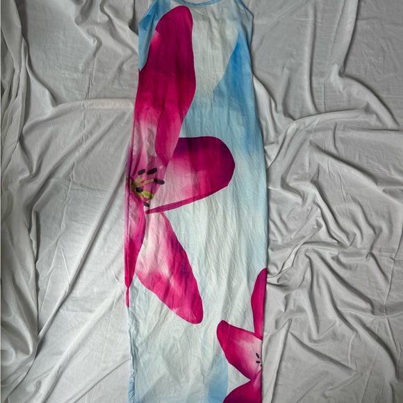 SHEIN White and Purple Stitch Detail Fabric - Picture 1 of 8
